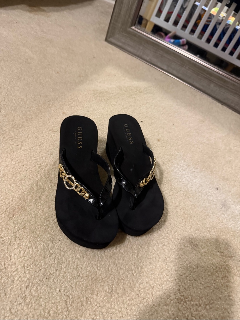 GUESS Black Flip Flop Sandals with Gold Chain Detail